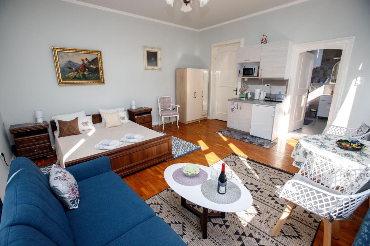 Angeli Vila Apartments Σουμπότικα Εξωτερικό φωτογραφία