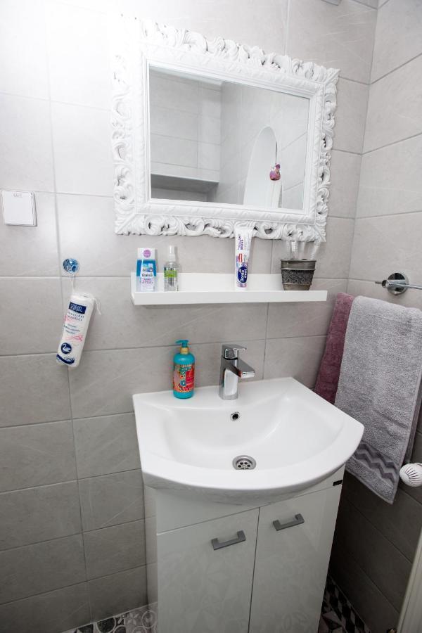 Angeli Vila Apartments Σουμπότικα Εξωτερικό φωτογραφία